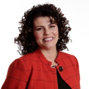 Tanya Hooper 2023 Headshot